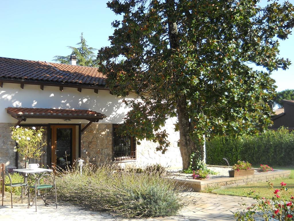 Nostra Signora Del Lago Ronciglione  Extérieur photo
